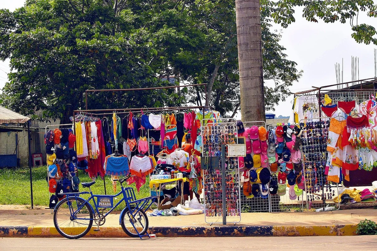 Où trouver de vrais artisans plutôt que des boutiques-touristes